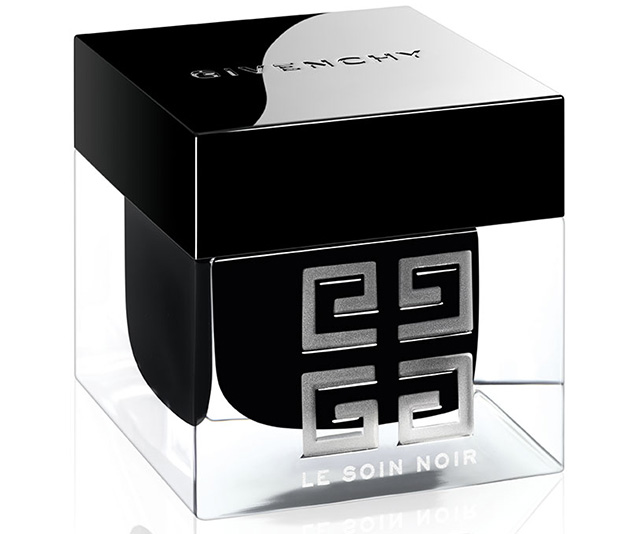 Черное золото: Givenchy выпускают второе поколение ухода Le Soin Noir (фото 1)