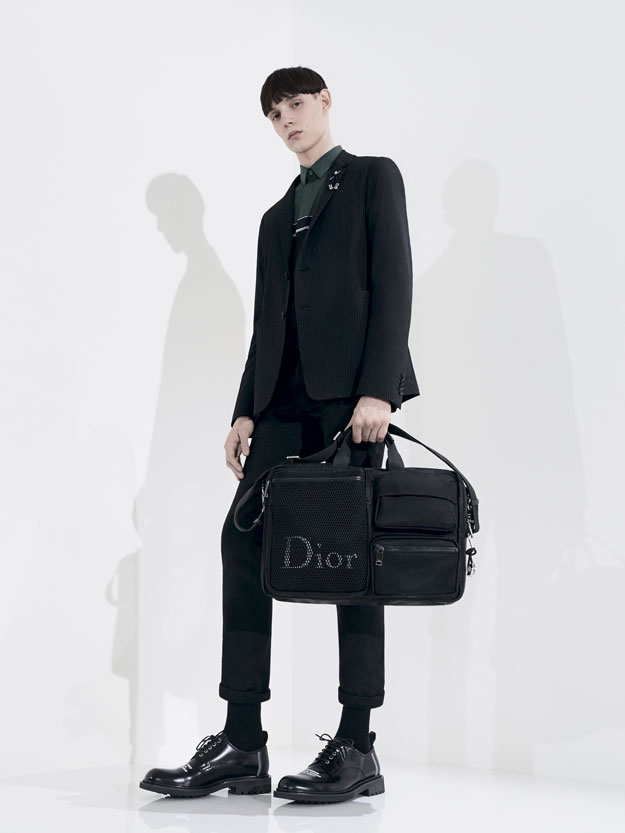 Dior выпустил коллекцию мужских сумок (фото 1)