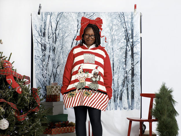 Вупи Голдберг выпустила коллекцию рождественских свитеров (фото 1)