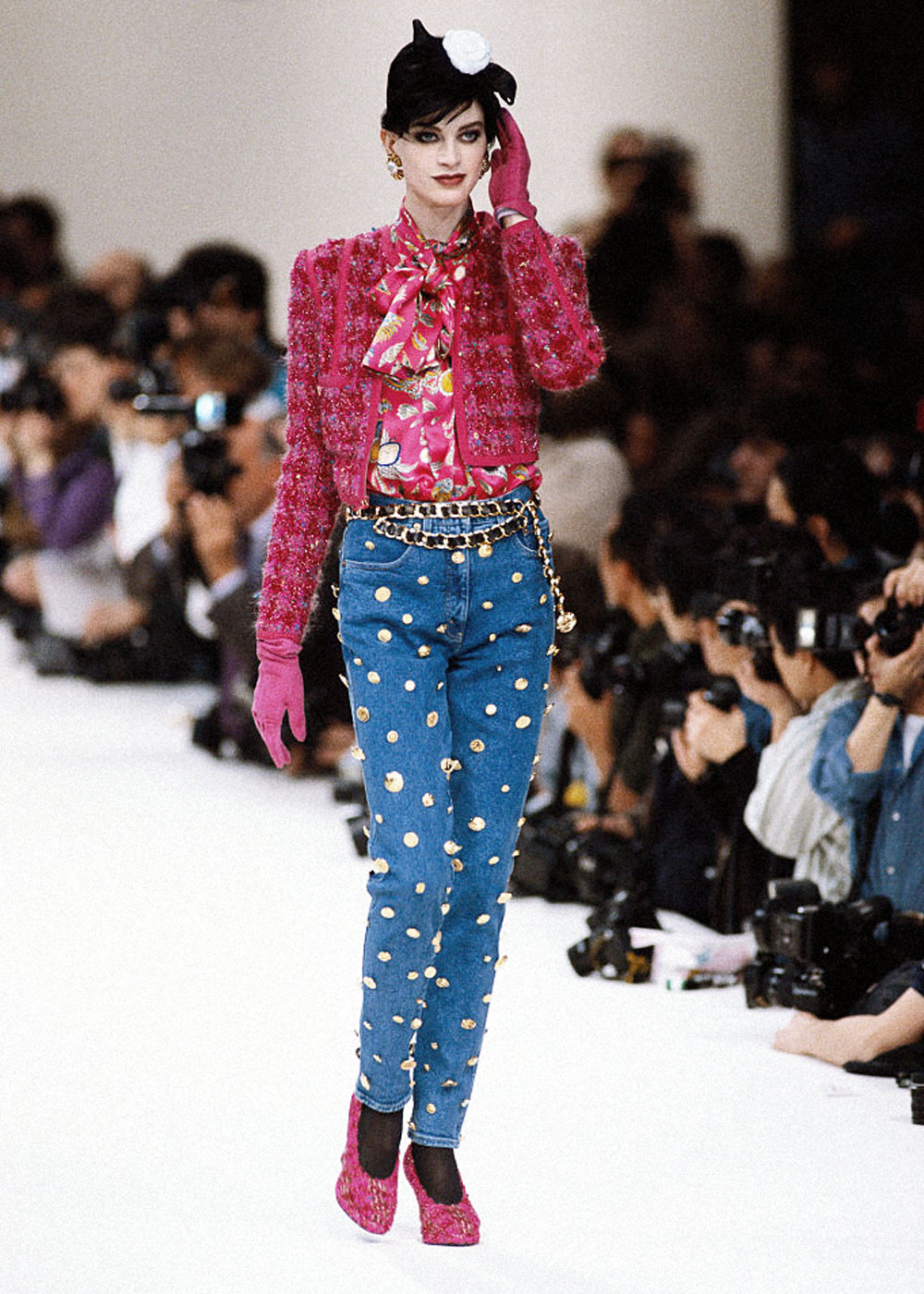 #tbt: коллекция Chanel 1991 года, посвященная хип-хопу (фото 2)
