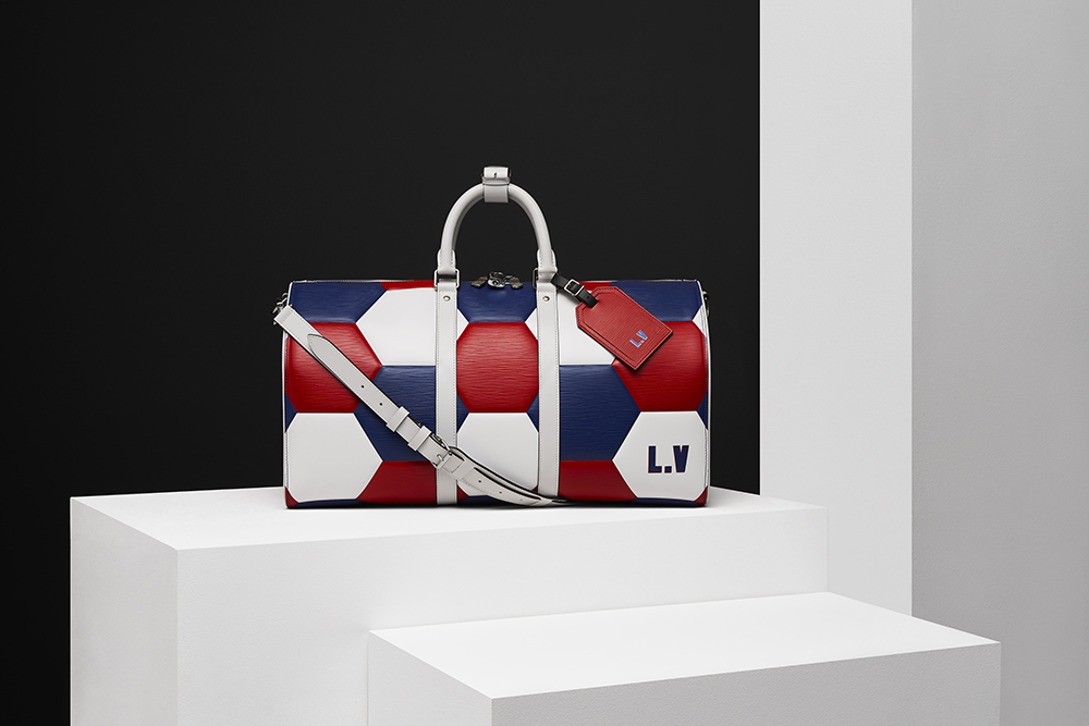 Louis Vuitton выпустил «футбольную» капсульную коллекцию (фото 7)