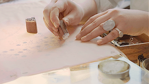 Ручная работа: старинная русская техника набойки в кутюрной коллекции Ulyana Sergeenko (фото 9)