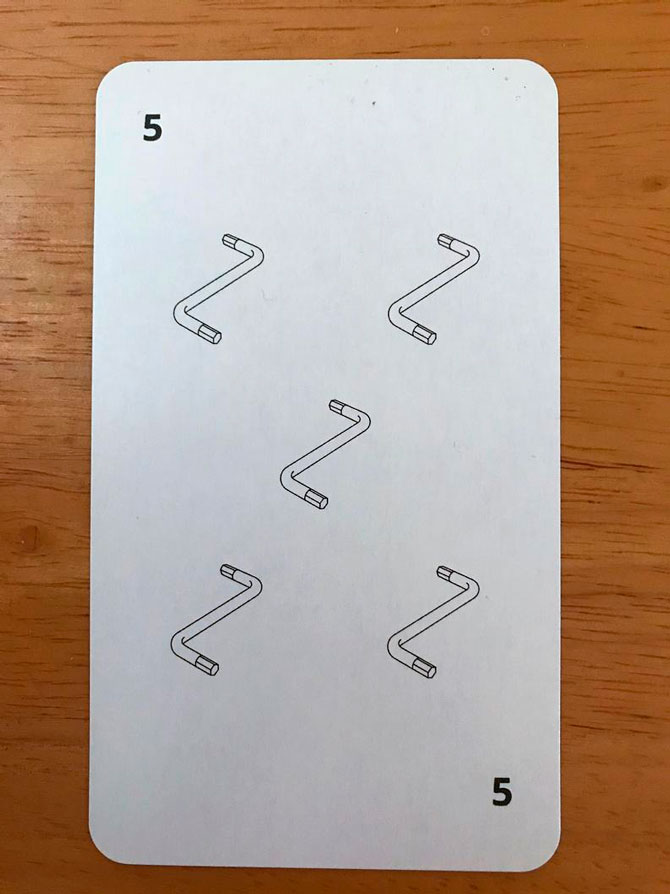Появились гадальные карты по мотивам инструкций IKEA (фото 3)