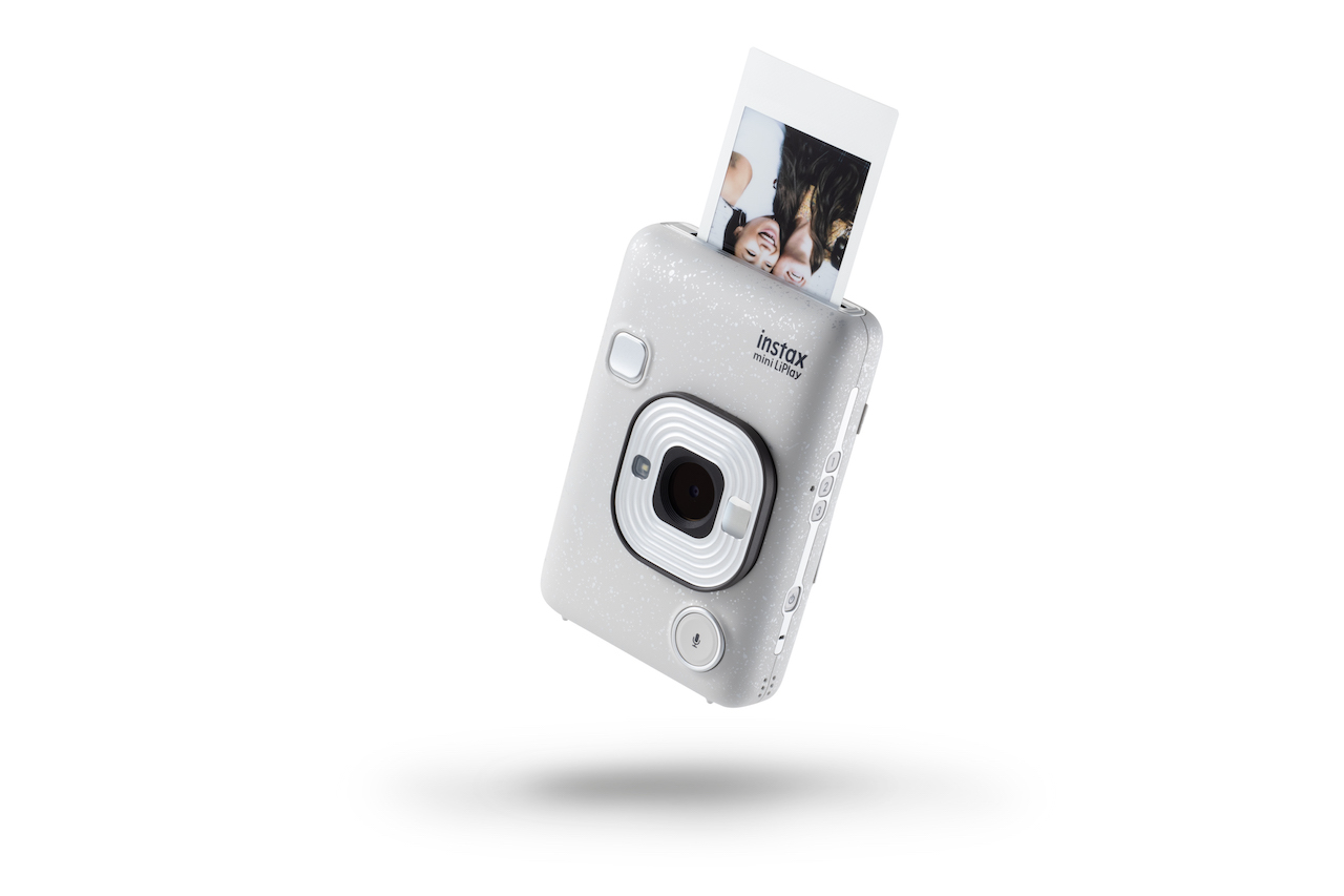 Fujifilm представила новую фотокамеру Instax mini LiPlay (фото 3)