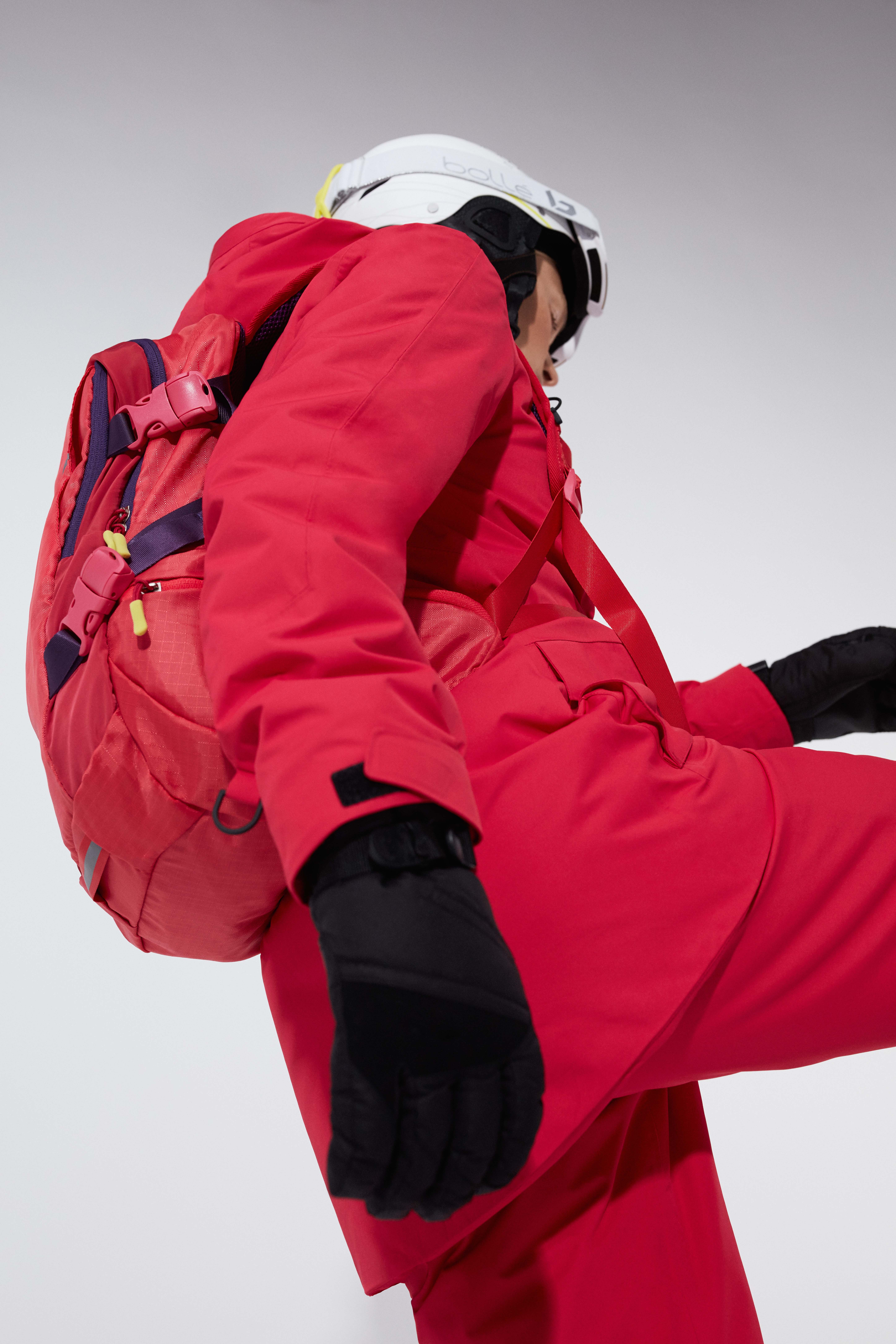 Oysho Sport выпустил новую коллекцию лыжной одежды и аксессуаров (фото 6)