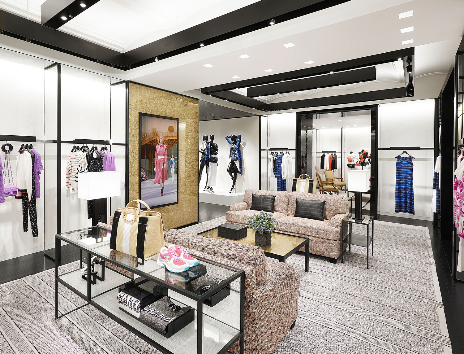 Chanel открыл бутик в ГУМе (фото 6)