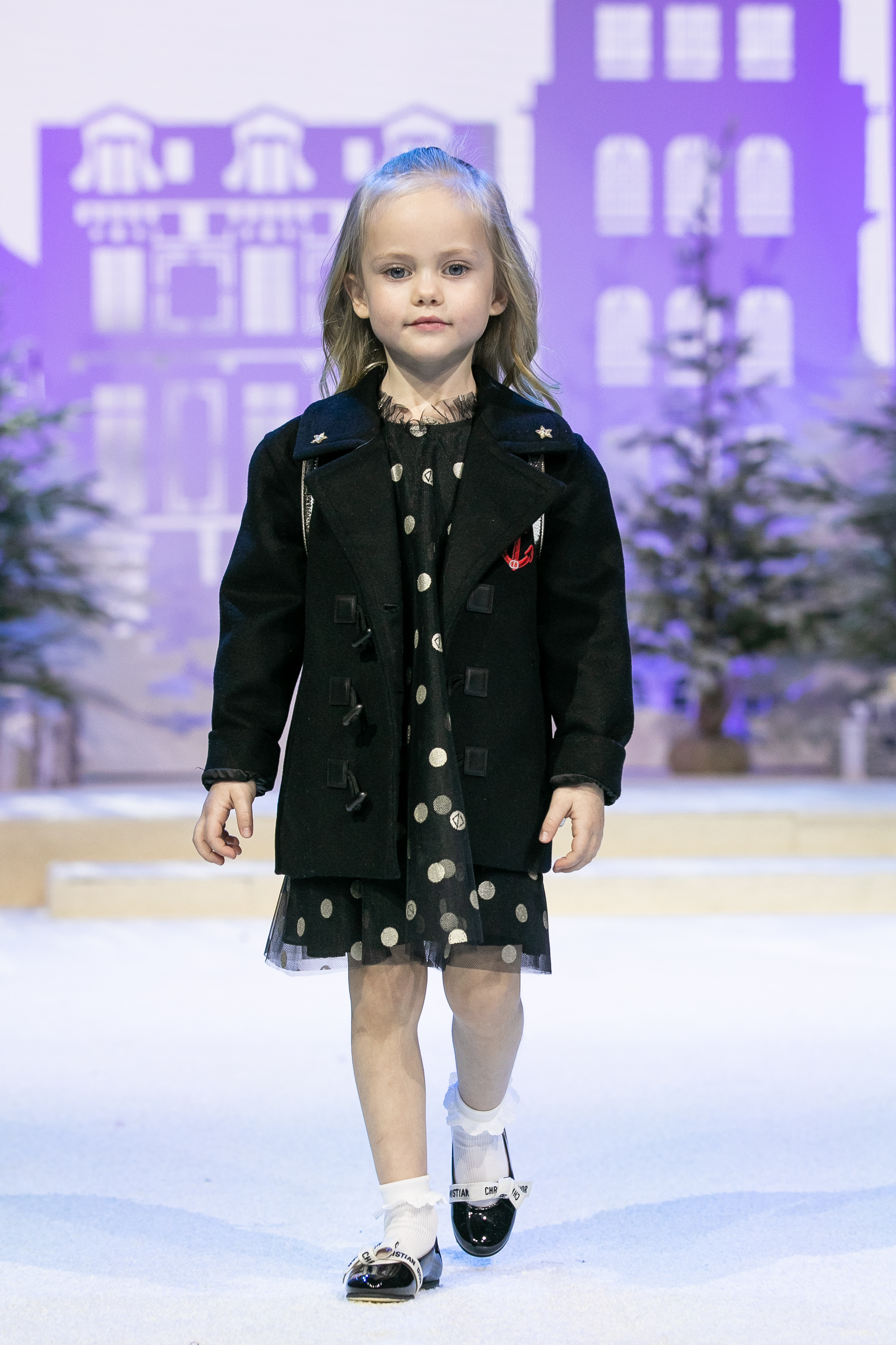В Москве прошел показ Baby Dior (фото 16)