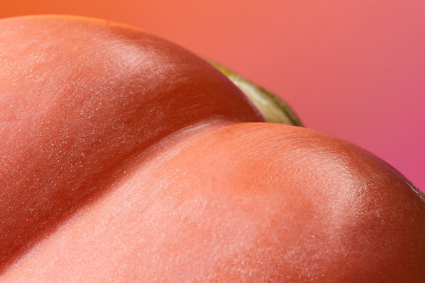 Lush выпустил мыло в виде эмодзи персика и баклажана ко Дню святого Валентина (фото 2)
