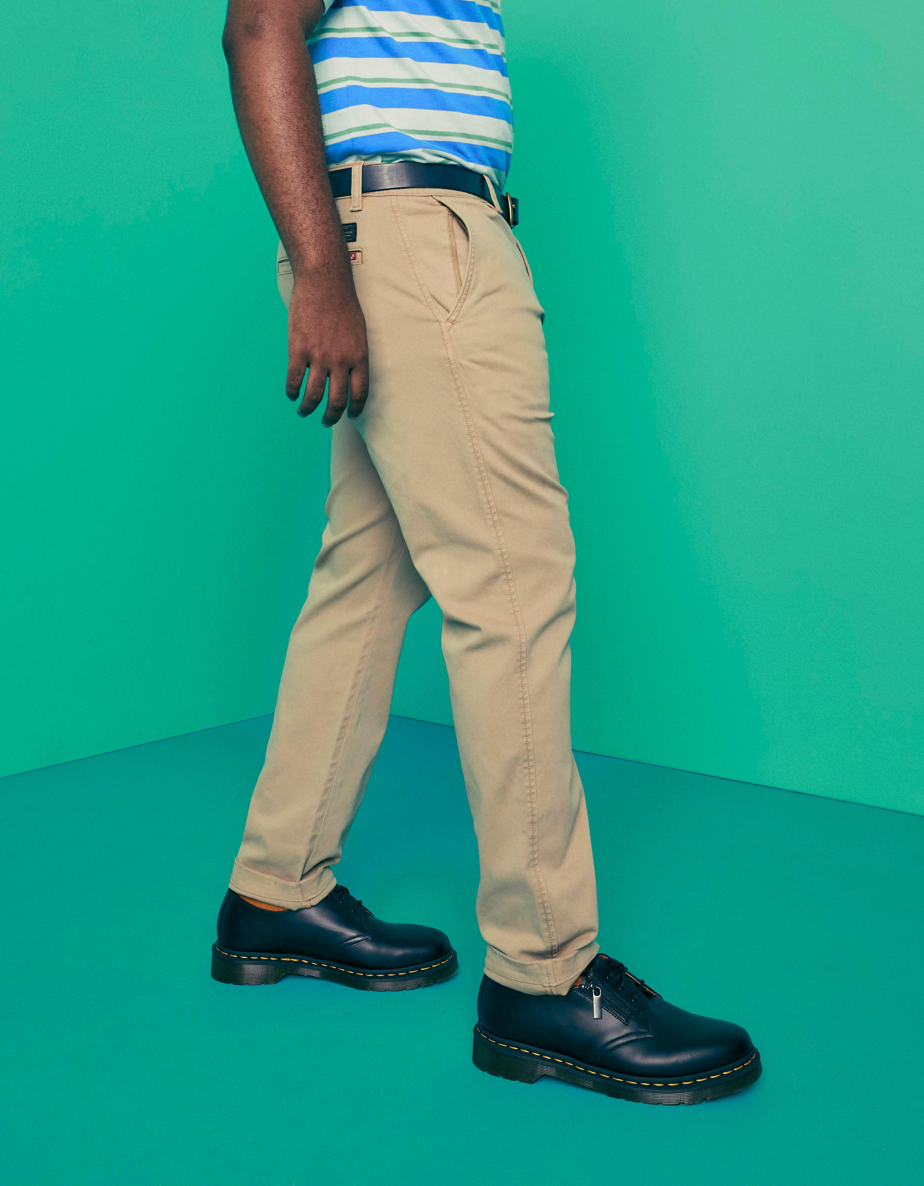 Levi's представил новые брюки-чиносы для мужчин (фото 5)