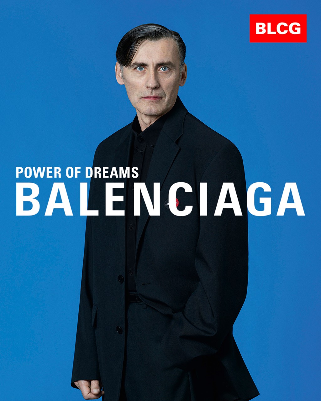«Сила мечт» и «мысли масштабно»: Balenciaga выпустил кампанию с вдохновляющими надписями (фото 9)