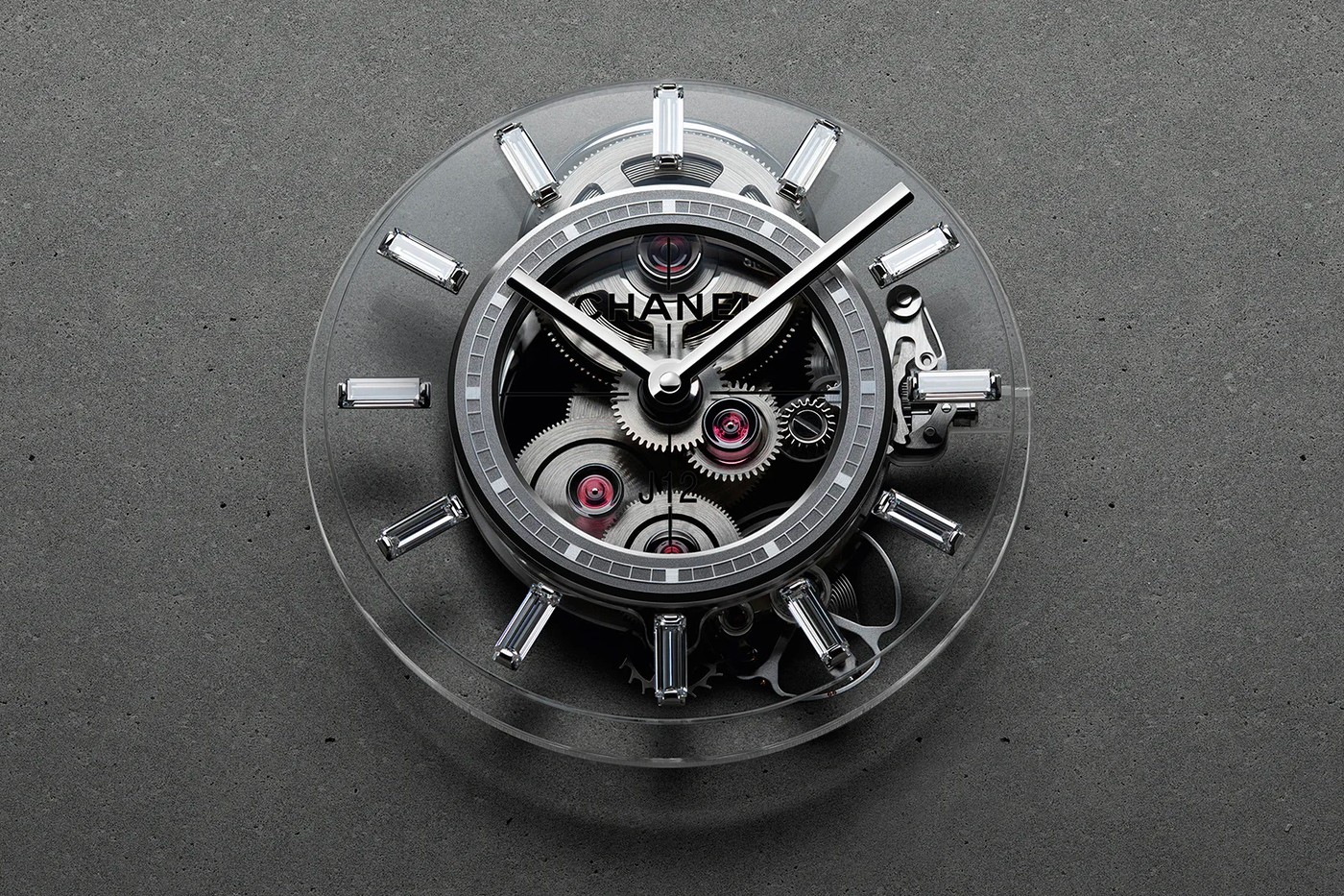Chanel показал часы J12 с прозрачным браслетом из сапфирового стекла (фото 5)