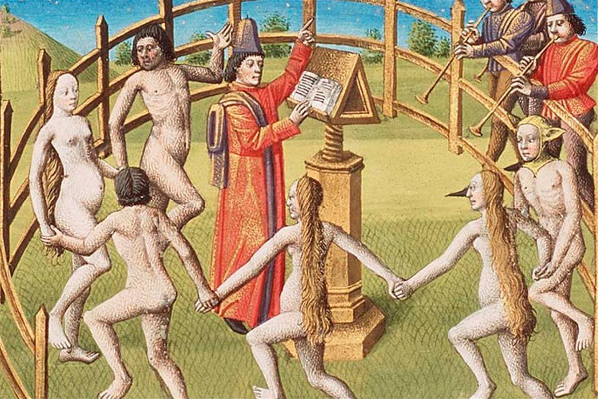 голые девушки в средневековом стиле