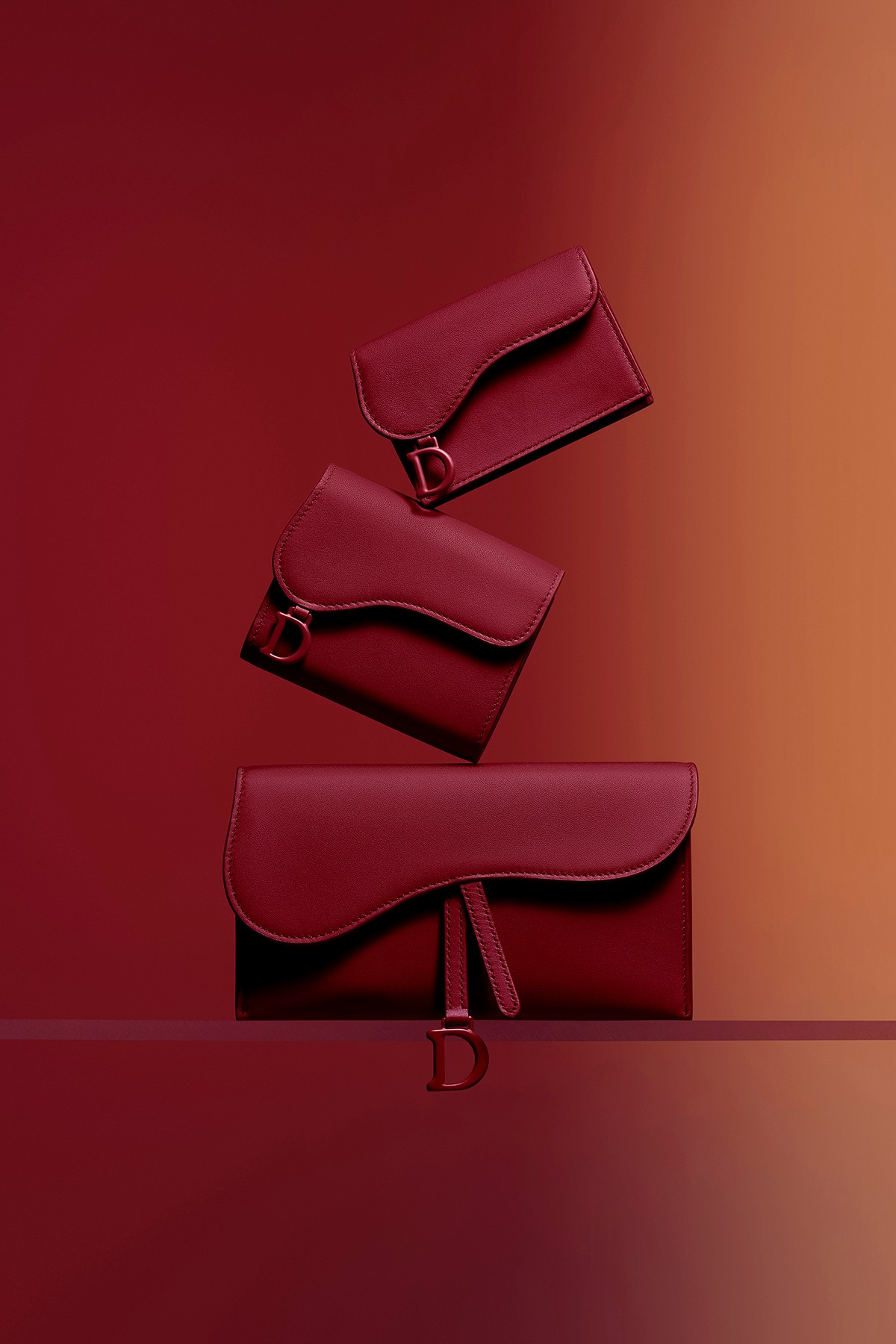 Dior выпустил коллекцию сумок из разноцветной матовой кожи (фото 9)