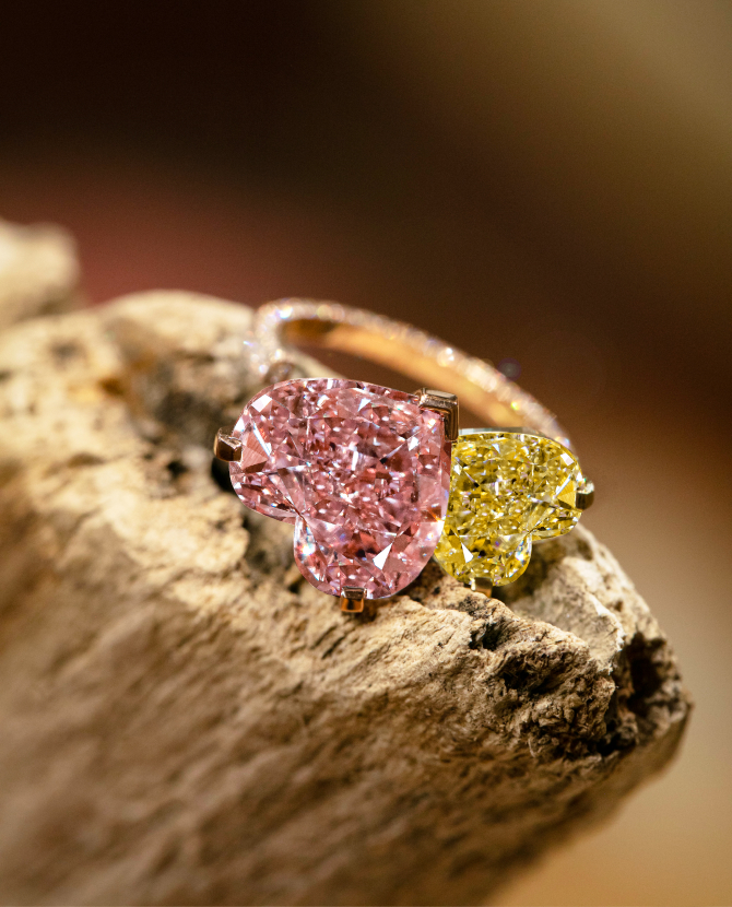 Messika выпустил коллекцию украшений с цветными бриллиантами (фото 2)