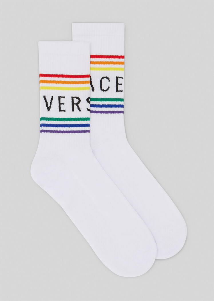 Versace выпустил капсульную коллекцию в поддержку ЛГБТ-сообщества (фото 8)