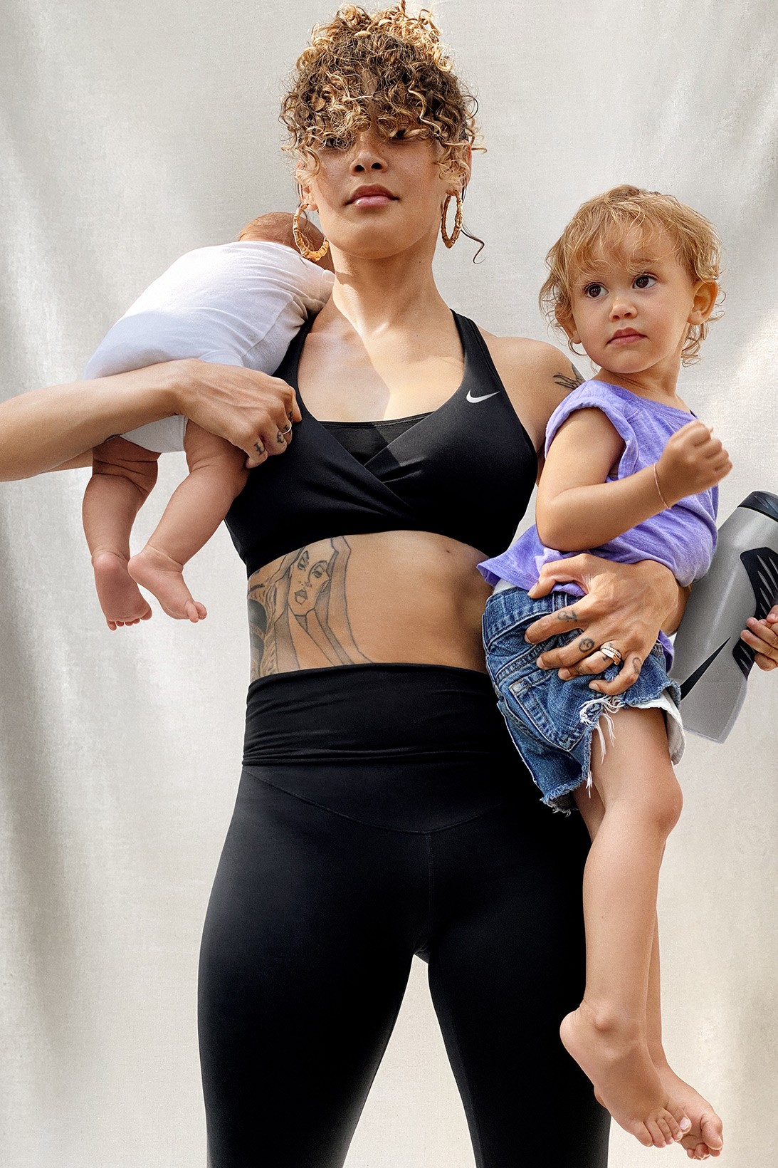 Nike выпустил коллекцию для будущих мам, созданную c беременными спортсменками (фото 5)