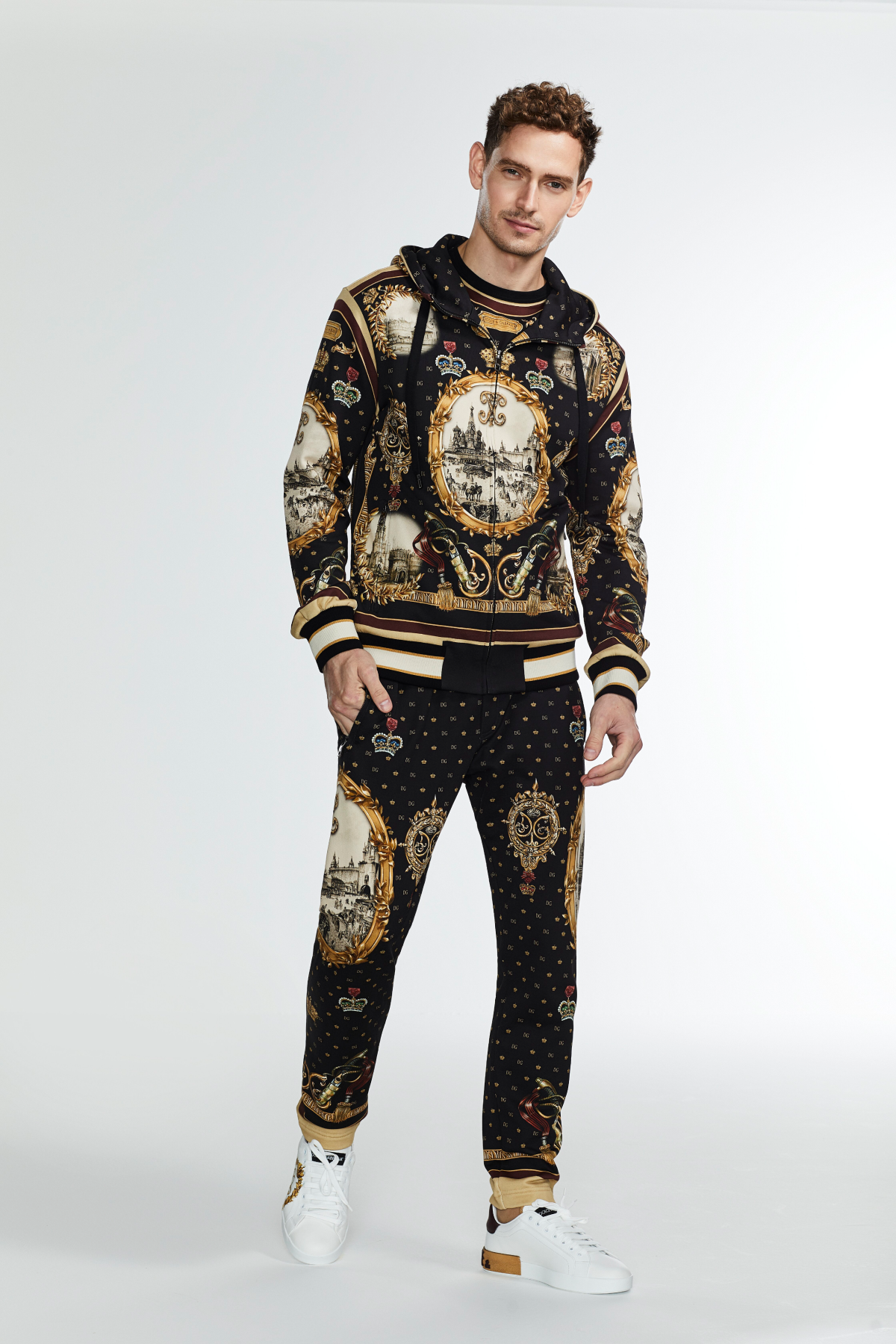Dolce&Gabbana представил мужскую коллекцию, созданную специально для российского рынка (фото 2)