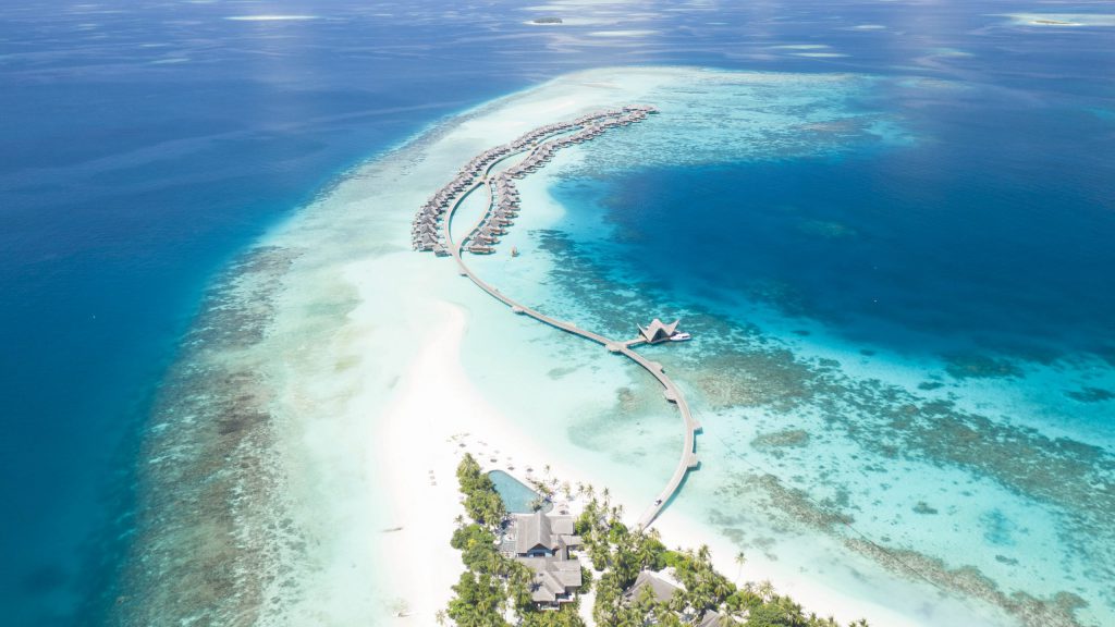 Joali Maldives приглашает отдохнуть на частном острове (фото 1)