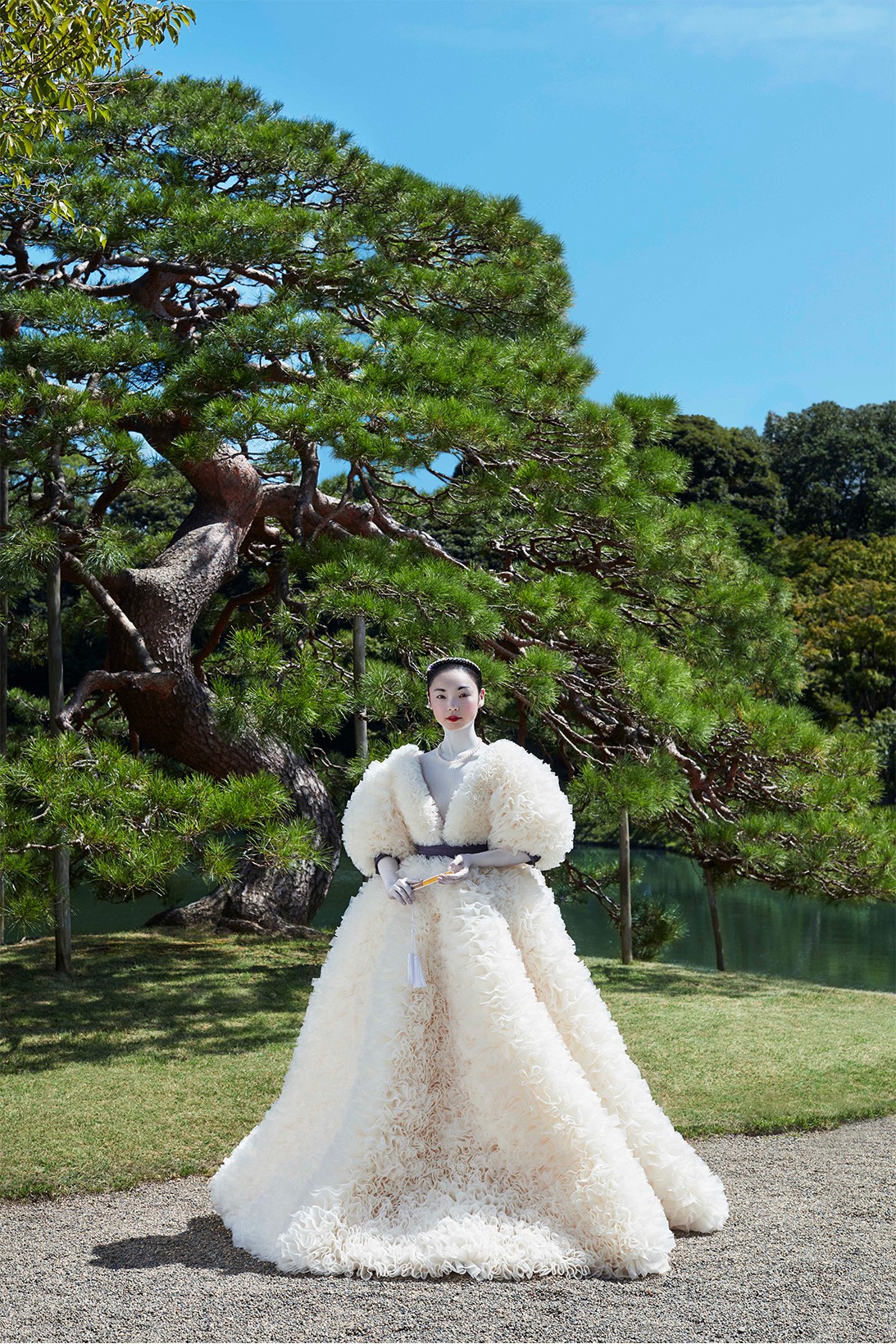 Томо Коидзуми создал коллекцию свадебных платьев по мотивам кимоно (фото 7)