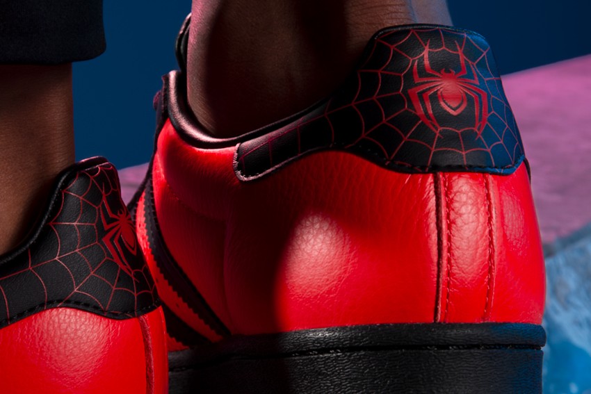 adidas super star spider man