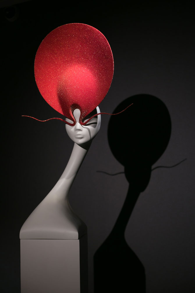 В Петербурге пройдет выставка-блокбастер мастера кутюрных шляп Филиппа Трейси (фото 5)