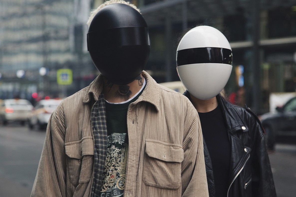 Компания Blanc выпустила маску-щит, вдохновленную Daft Punk (фото 2)