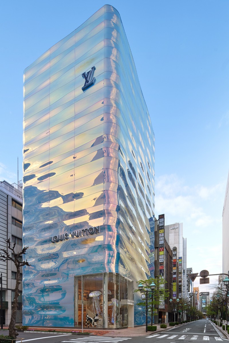 Louis Vuitton открывает инновационный флагманский магазин в Токио (фото 1)