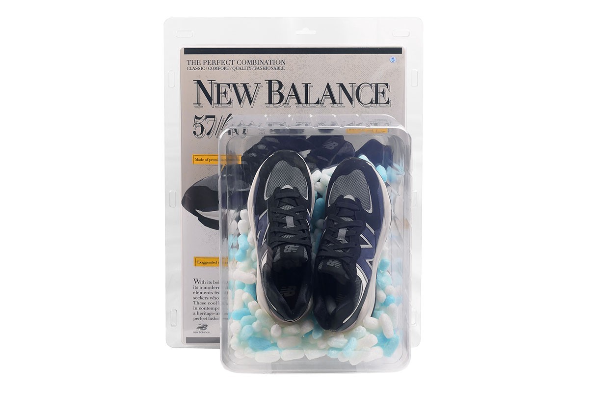 New Balance упаковал новые кроссовки как экшн-фигурки из 1980-х (фото 5)