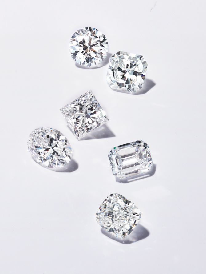 Tiffany & Co. открыл в ГУМе выставку, посвященную бриллиантам (фото 1)
