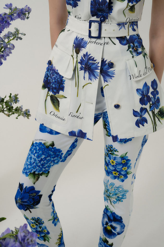 Dolce & Gabbana выпустил эксклюзивную коллекцию в оттенках синего (фото 5)