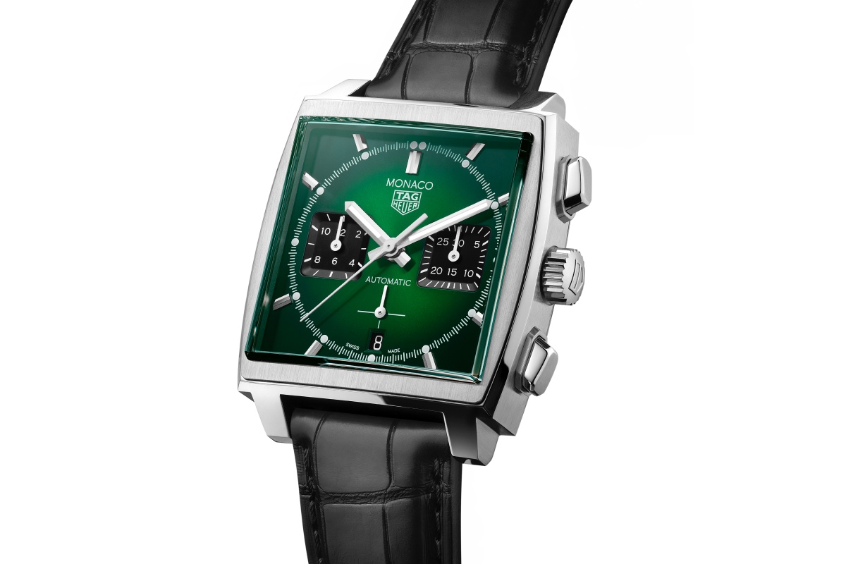 TAG Heuer показал лимитированные часы Monaco с зеленым циферблатом (фото 3)