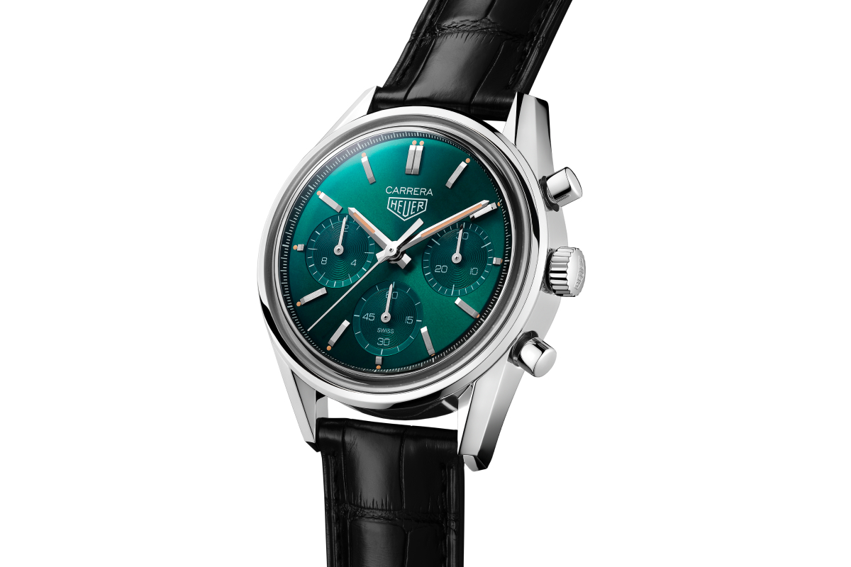 TAG Heuer представил часы Carrera с циферблатом бирюзового оттенка (фото 1)