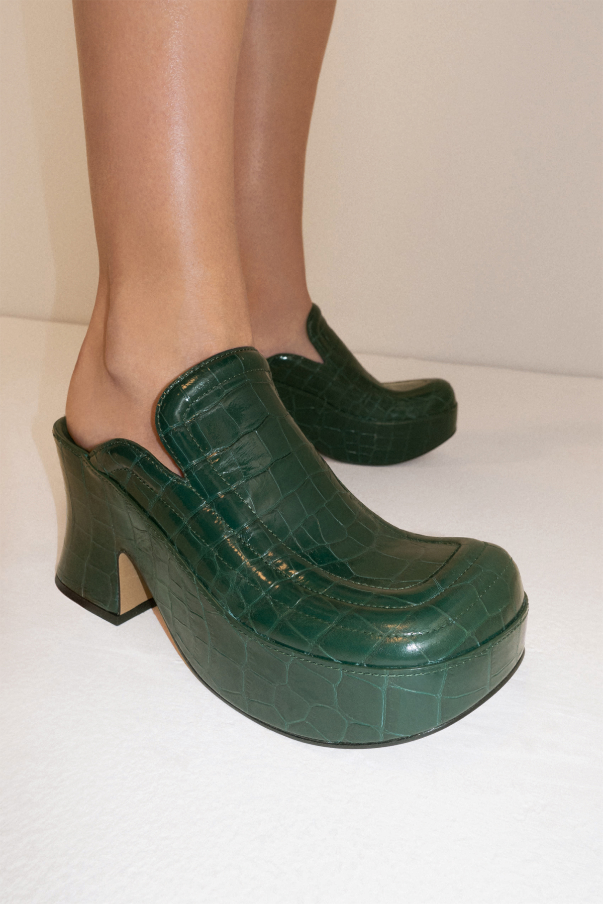 Bottega Veneta выпустил новую коллекцию обуви (фото 4)