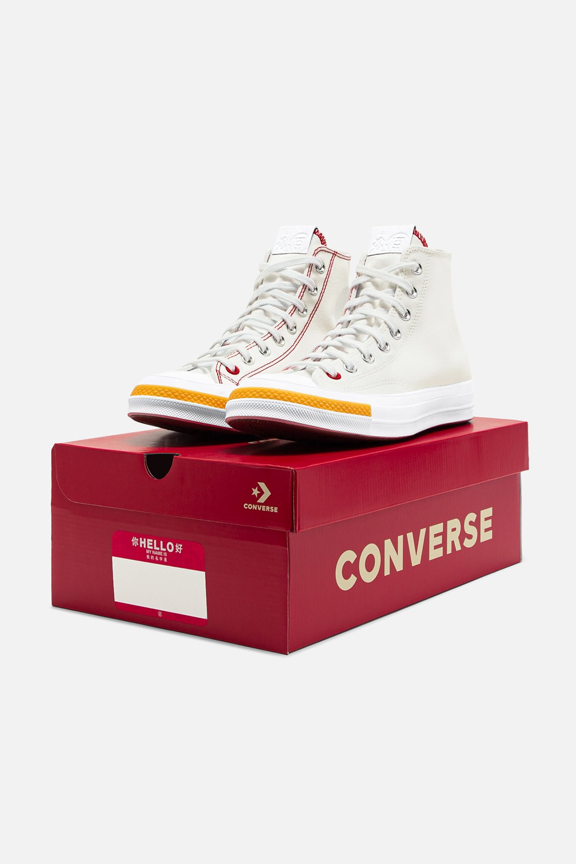Converse выпустил кеды с красной строчкой в коллаборации с брендом Clot (фото 1)