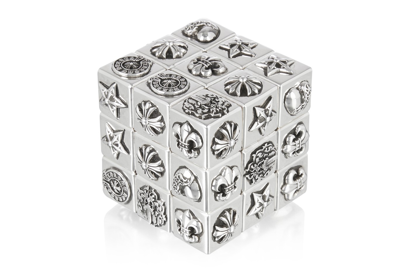 Chrome Hearts выпустил кубик Рубика, который стоит более шести тысяч долларов (фото 3)