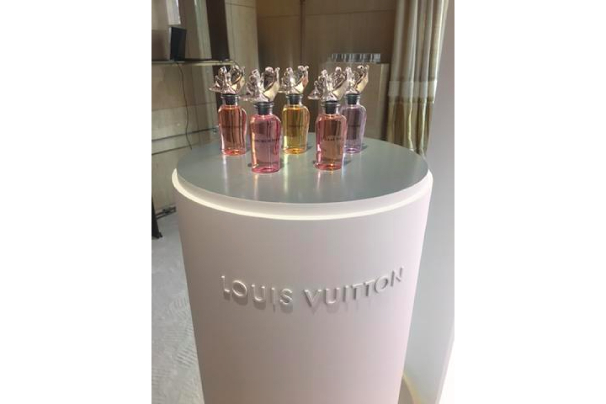 Louis Vuitton и архитектор Фрэнк Гери объединились для работы над коллекцией ароматов (фото 1)