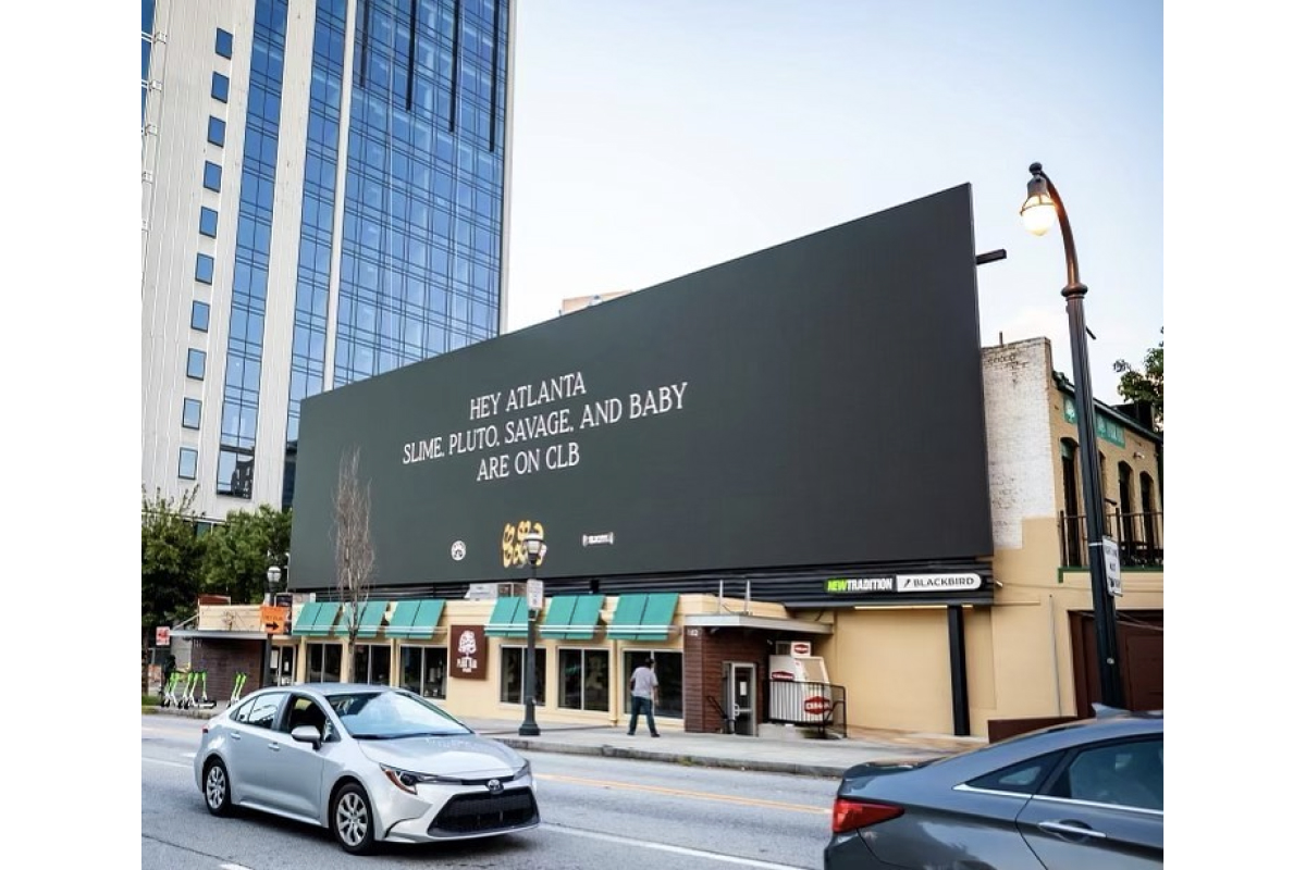 В США появились билборды с рекламой нового альбома Дрейка (фото 3)