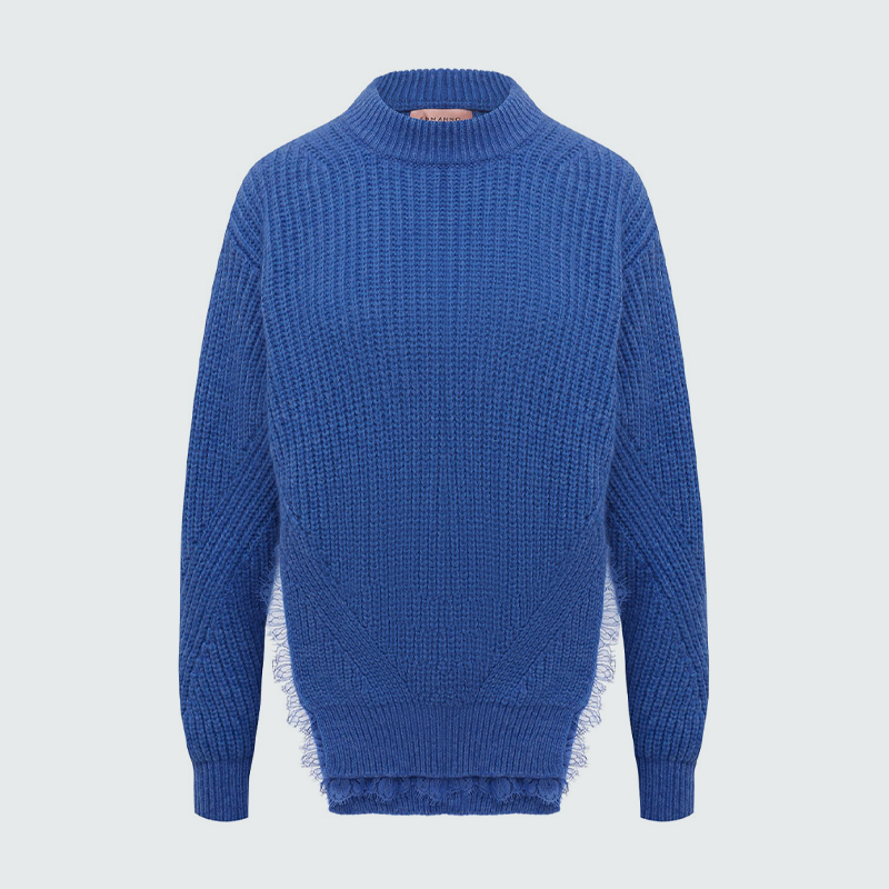Синий свитер, как у Дженнифер Энистон в «Утреннем шоу», — наше спасение на осень. Вот 10 уютных вариантов (фото 15)