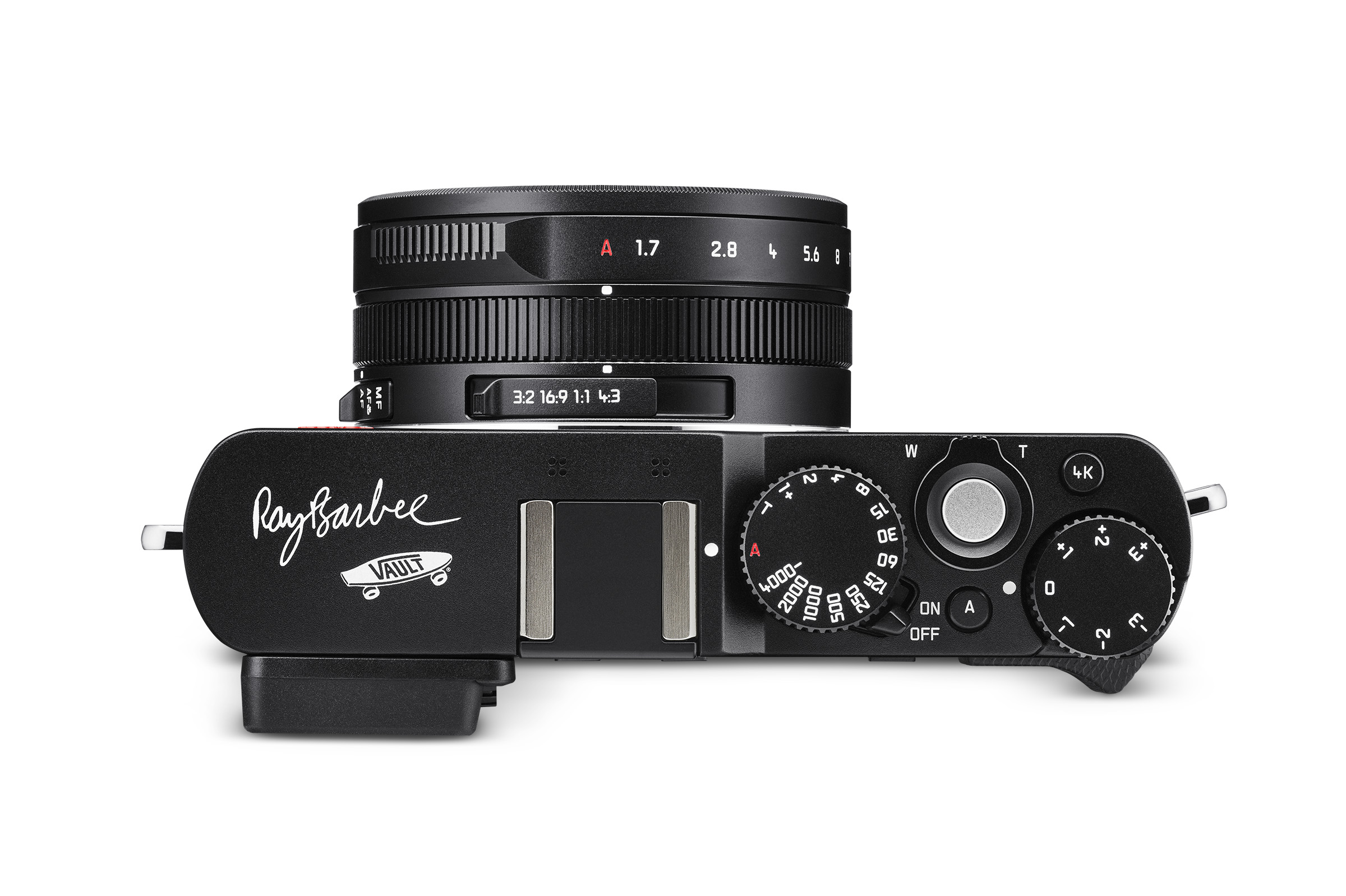 Leica выпустила камеру в коллаборации с Vans и скейтером Рэем Барби (фото 5)