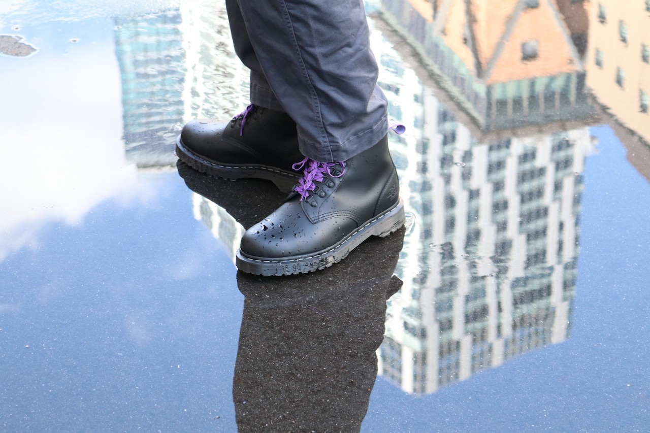 Dr. Martens и The North Face выпустили ботинки с фиолетовыми шнурками (фото 5)