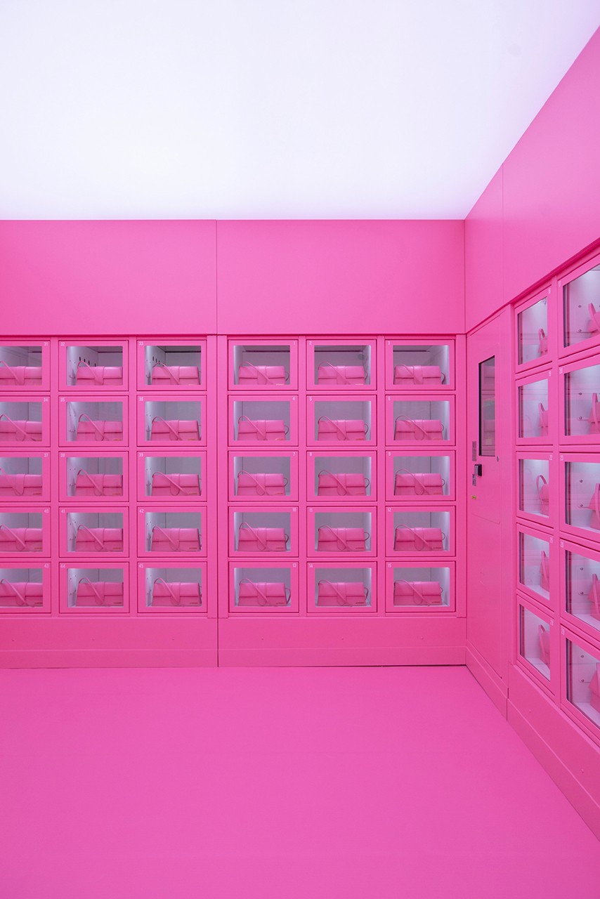 Jacquemus открыл полностью розовый поп-ап в Париже (фото 4)
