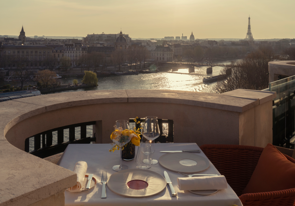 Cheval Blanc открыла новый отель в самом центре Парижа (фото 2)