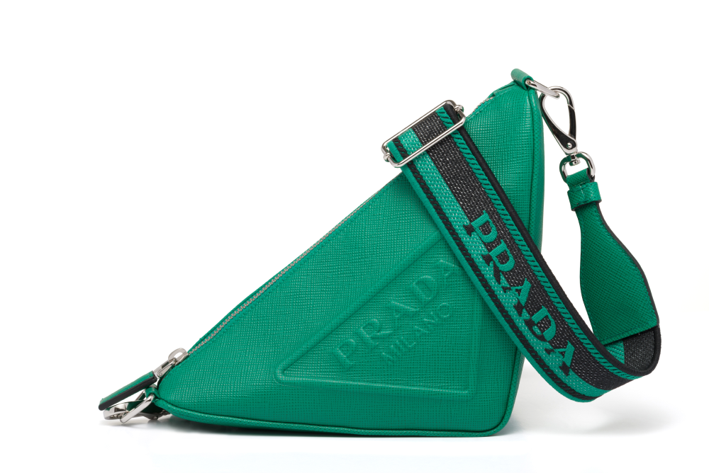 Prada представил коллекцию сумок Triangle (фото 8)