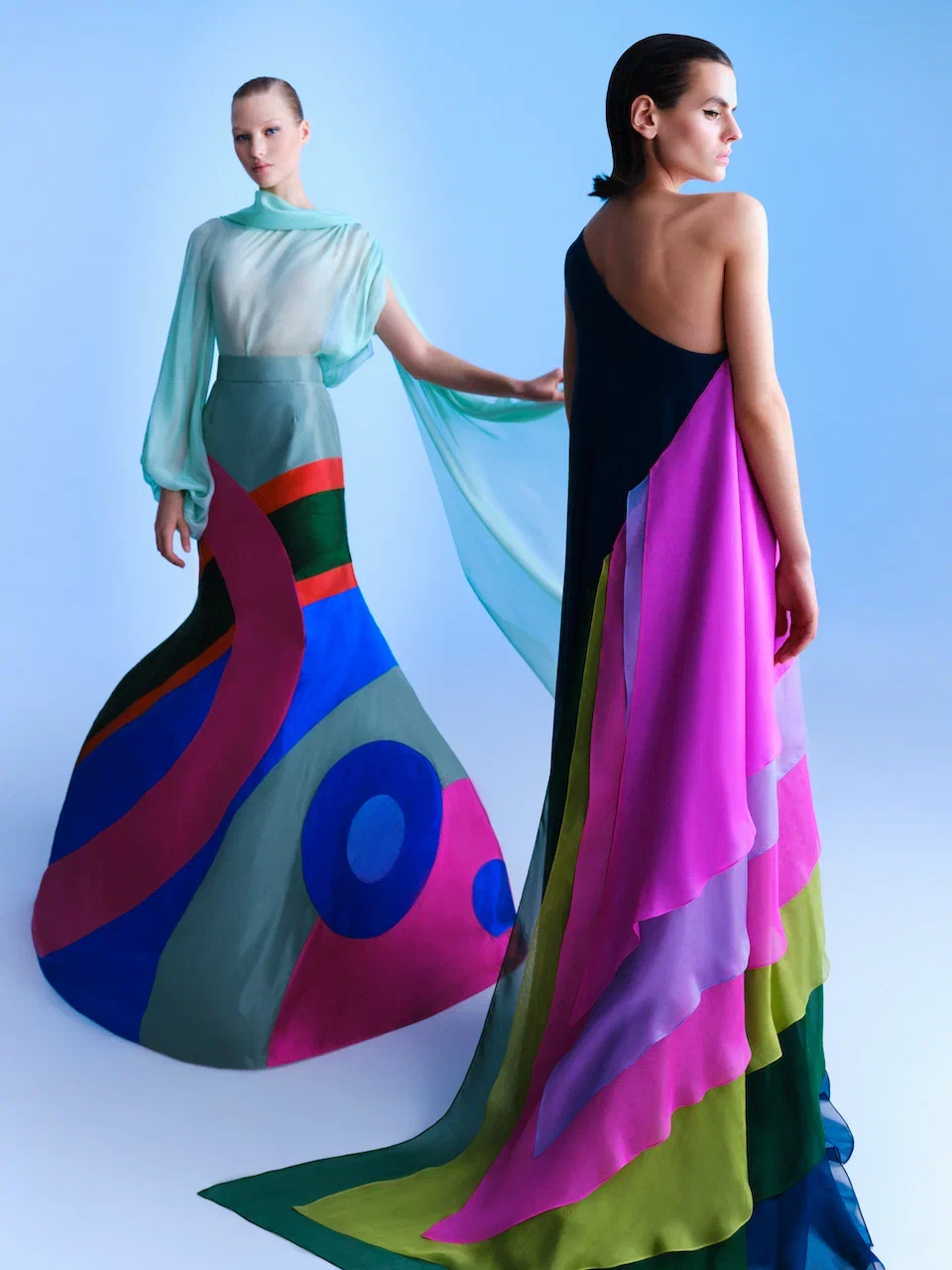 Палитра Сони Делоне и крылья. Из чего состоит коллекция Yanina Couture весна-лето 2022 (фото 4)