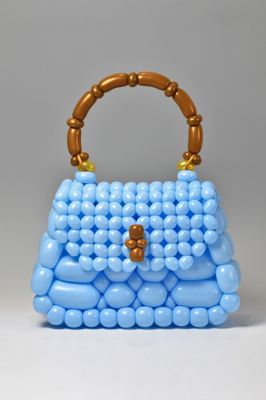 Gucci вместе с художниками переосмыслил культовые сумки (фото 3)