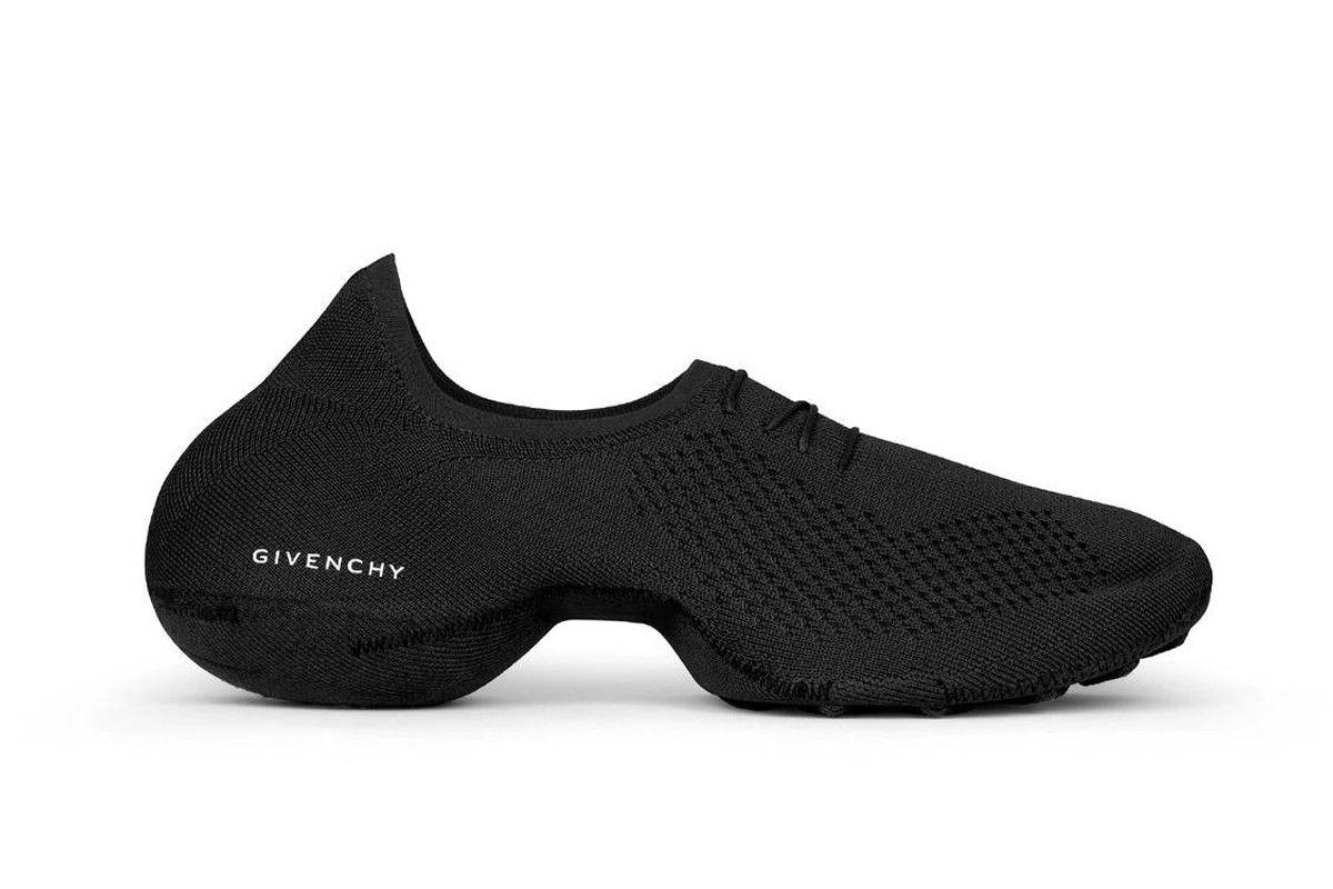 Мэтью Уильямс официально представил новую модель кроссовок Givenchy (фото 5)