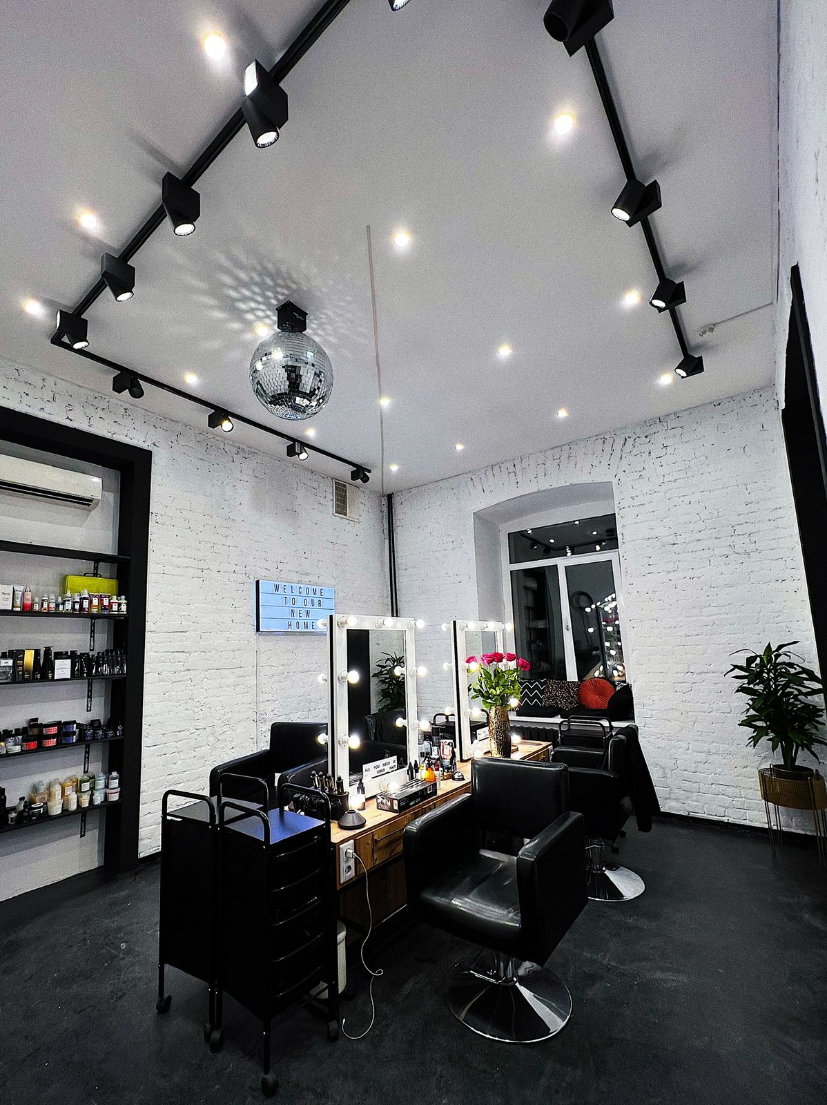On Hair Salon теперь располагается по новому адресу (фото 2)