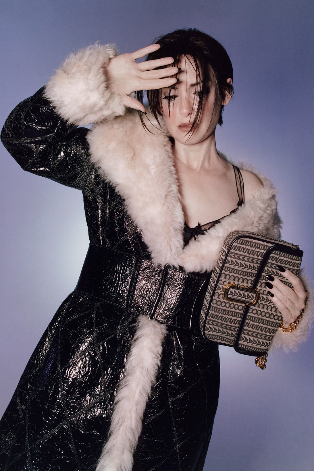 Вайнона Райдер снялась в кампании новой сумки Marc Jacobs (фото 2)