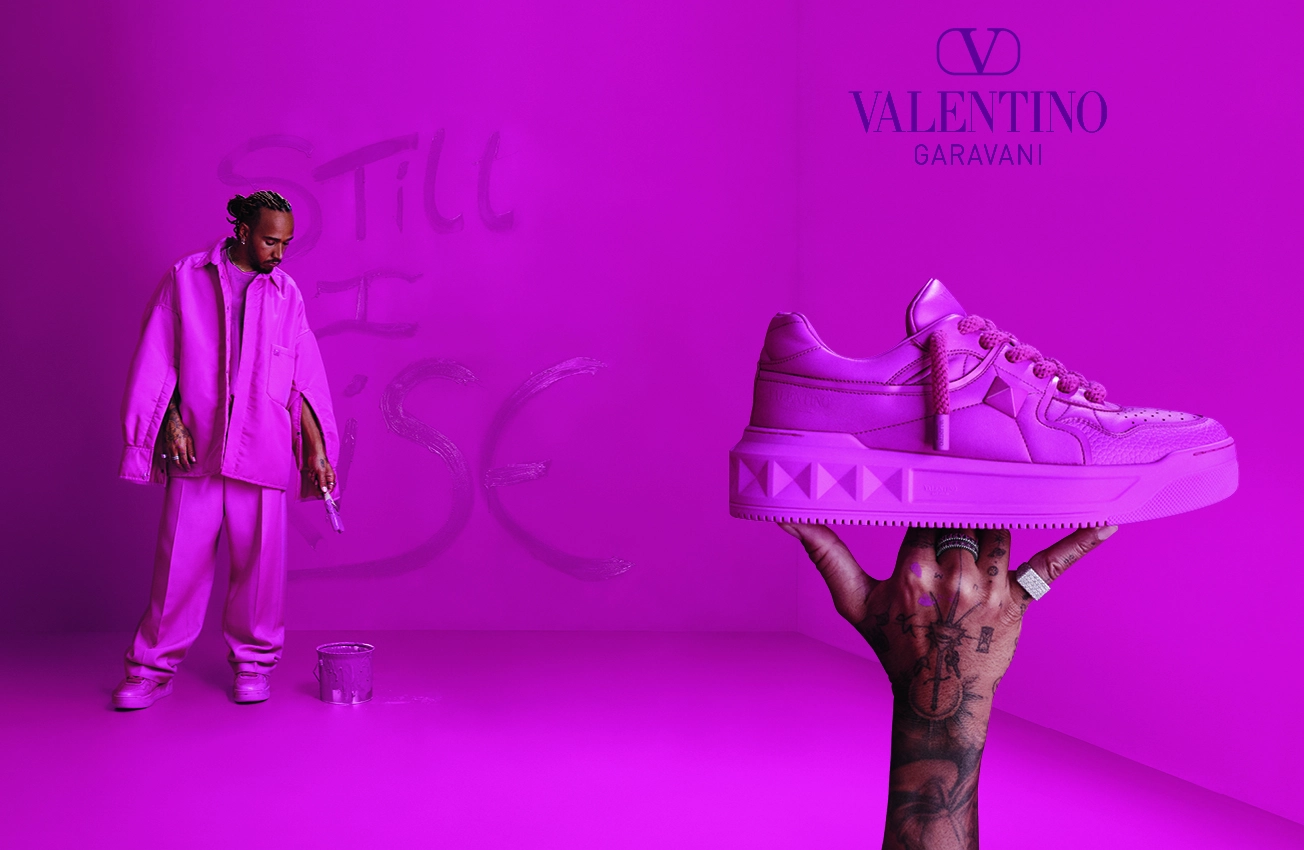 Valentino показал первые кадры из новой кампании с Зендаей — в розовом цвете (фото 2)