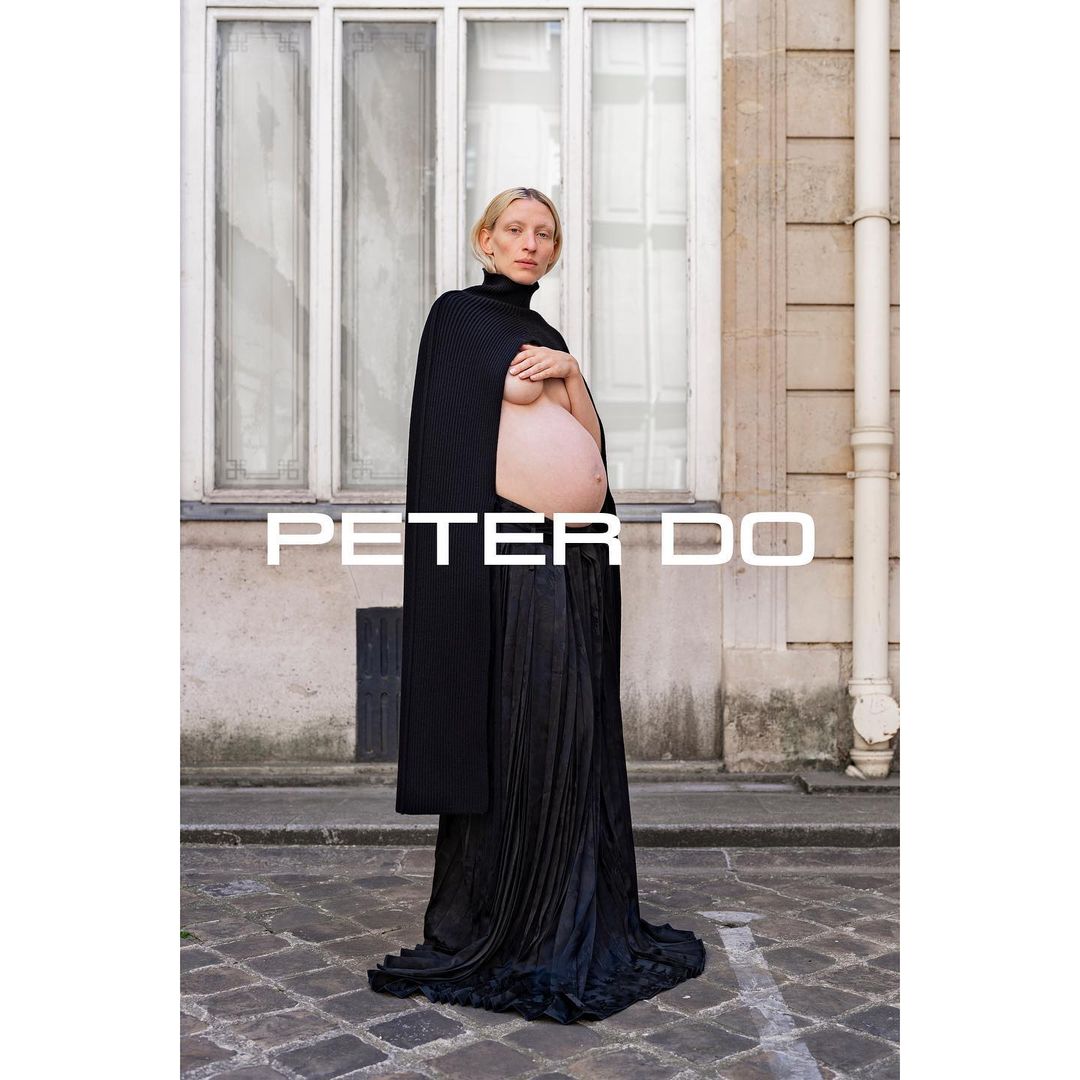 Беременная Мэгги Мауэр снялась в кампании Peter Do (фото 1)